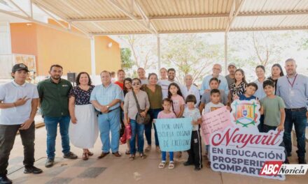 Fortalecen Miguel Ángel Navarro y Beatriz Estrada infraestructura escolar en primaria de Tepic