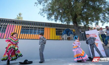 Gobernador de Jalisco realiza gira de trabajo en Yahualica e inaugura plantel educativo