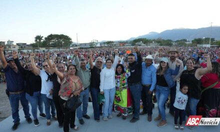 Más de 8 mil Nayaritas respaldan a Elizabeth López Blanco en acto deportivo en Tepic