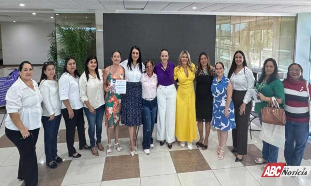 Mujeres de Bahía de Banderas responden con alta participación a taller de educación financiera