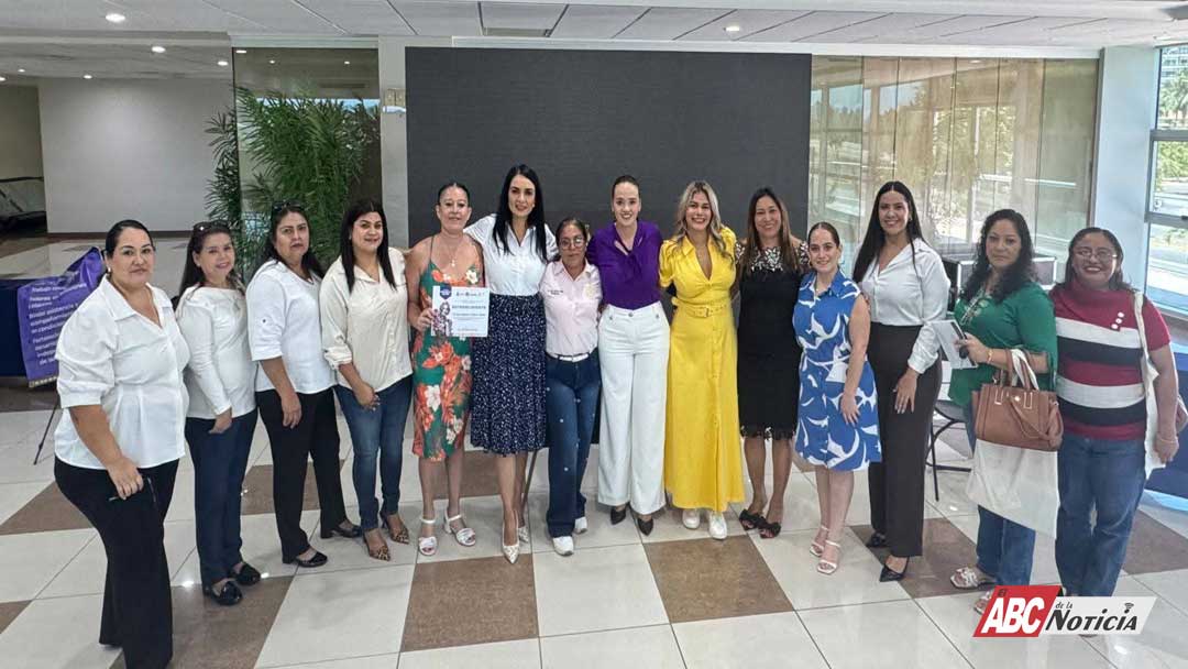 Mujeres de Bahía de Banderas responden con alta participación a taller de educación financiera