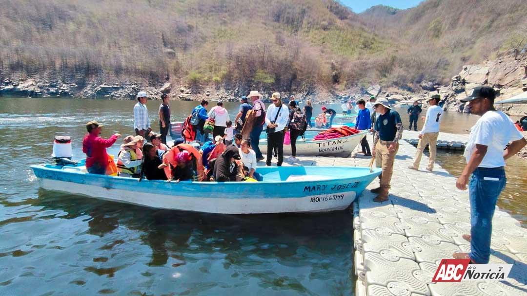 Por instrucción de Geraldine Ponce, cientos de elementos cuidan a turistas y habitantes de Tepic en vacaciones