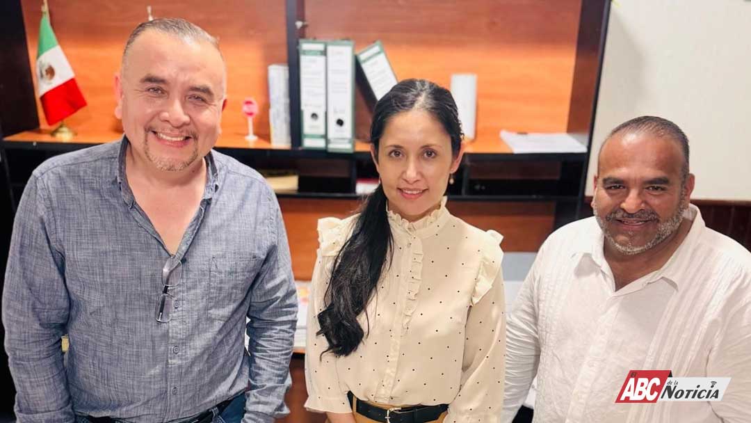 Presentan oficialmente a la nueva Contralora Municipal de Bahía de Banderas