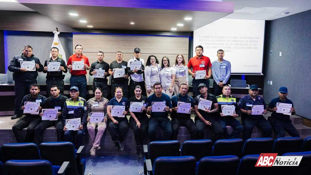 Refuerzan atención ciudadana con capacitación en comunicación asertiva en Xalisco