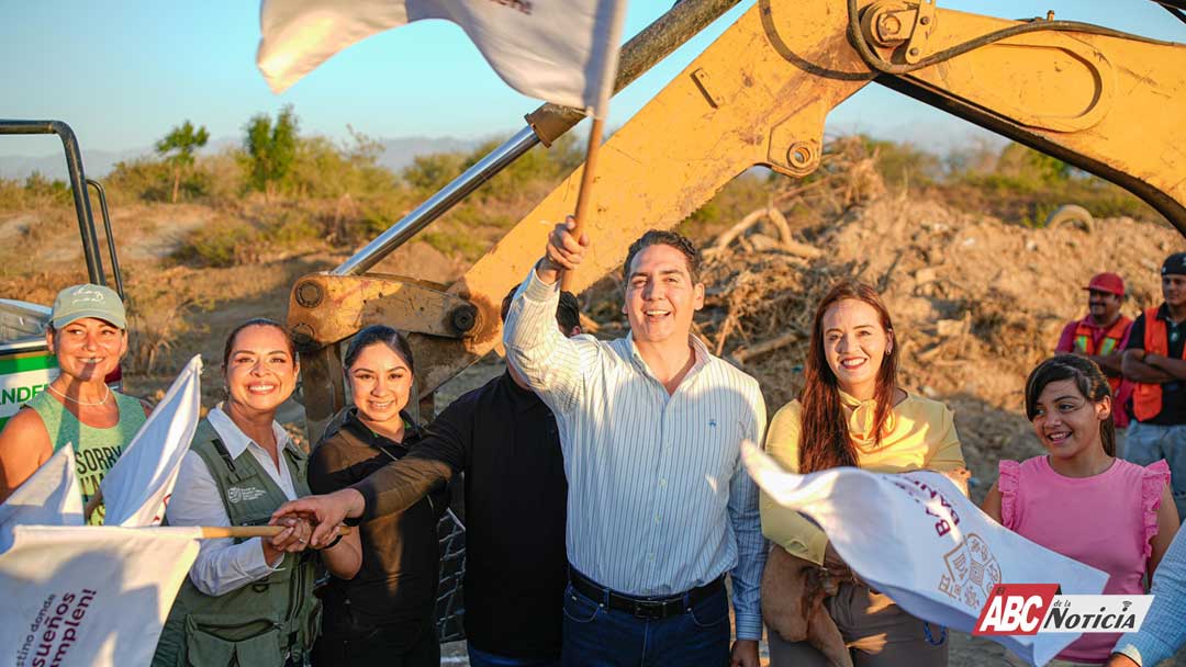 Arranca obra histórica: colocan primera piedra del Centro de Bienestar Animal en Bahía de Banderas