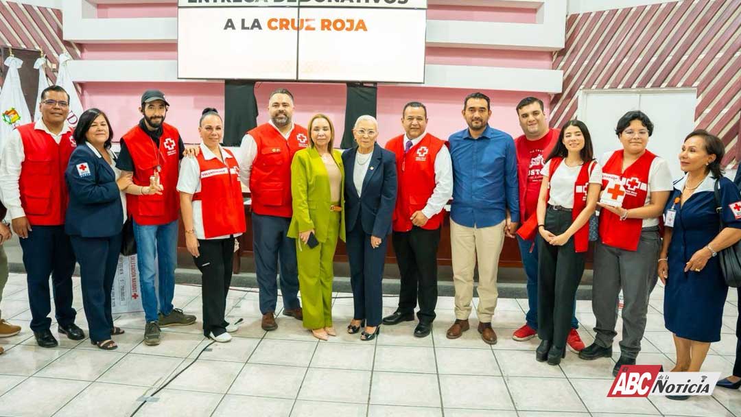 Beatriz Estrada fortalece la Colecta Anual de la Cruz Roja en Nayarit
