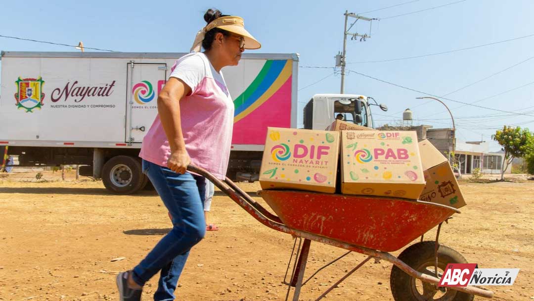 DIF Nayarit lleva apoyo alimentario a familias vulnerables de Tepic