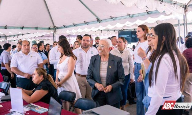 Encabeza Beatriz Estrada el arranque de la Microferia del Empleo 2026