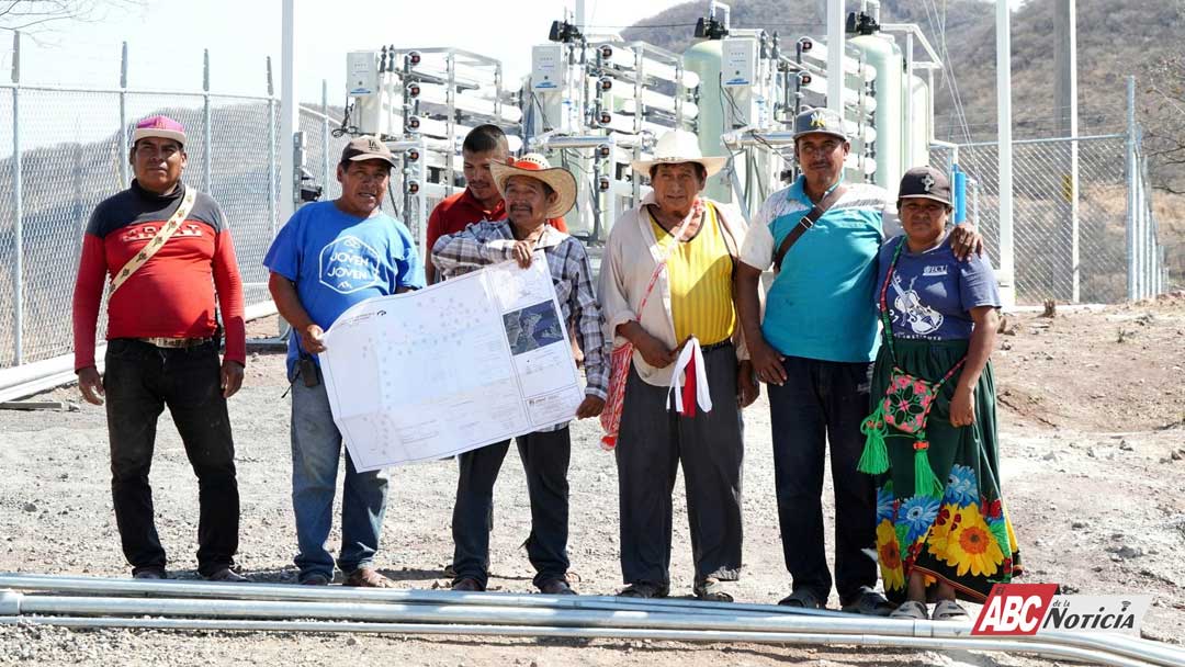 Miguel Ángel Navarro responde a necesidad histórica de agua en Colorado de la Mora