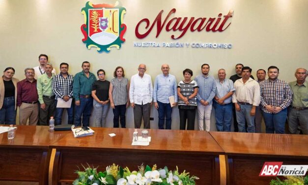Miguel Ángel Navarro revisa avances y acciones para fortalecer el campo nayarita