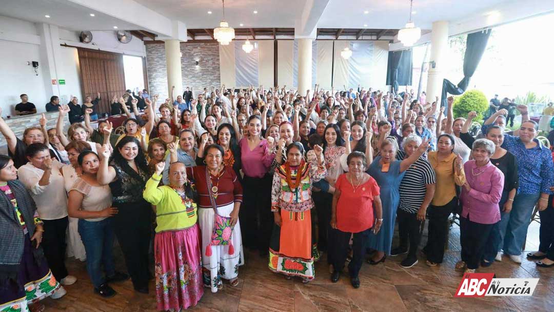 Mujeres nayaritas respaldan a Geraldine Pince rumbo al 2027