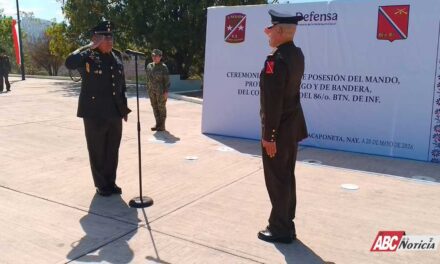 Toma posesión al cargo y protesta de bandera, como Comandante del 86° Batallón de Infantería