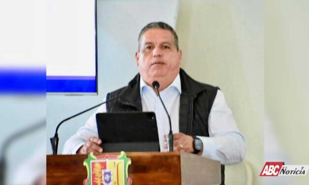 Van contra policías sospechosos en Nayarit