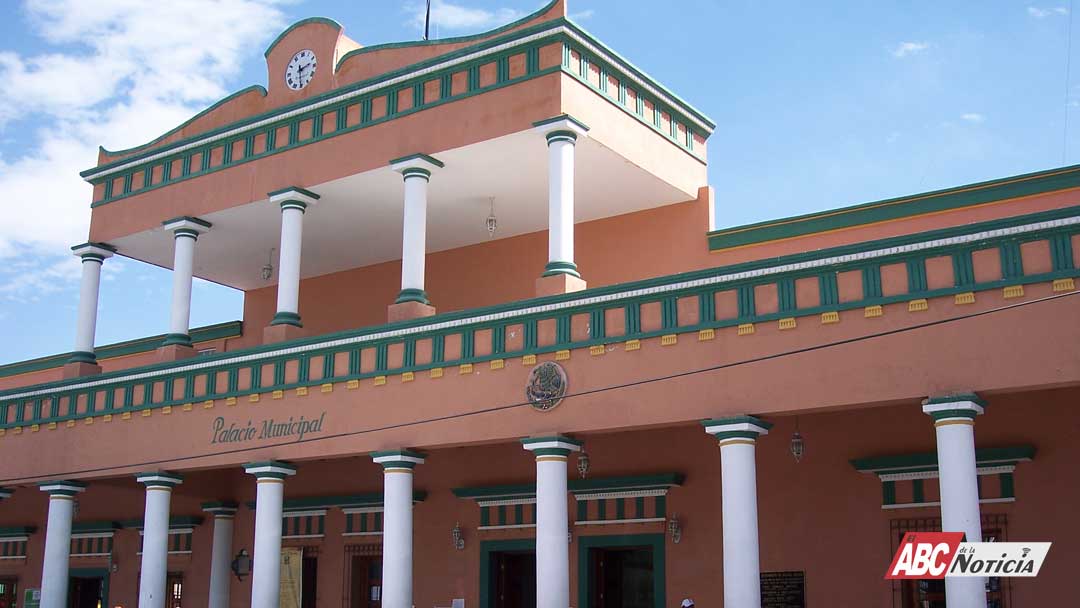 Xalisco reconoce la entrega y compromiso de las madres trabajadoras del Ayuntamiento