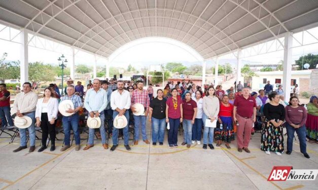 Elizabeth López Blanco realiza asambleas en defensa de la soberanía nacional en La Yesca y Amatlán de Cañas