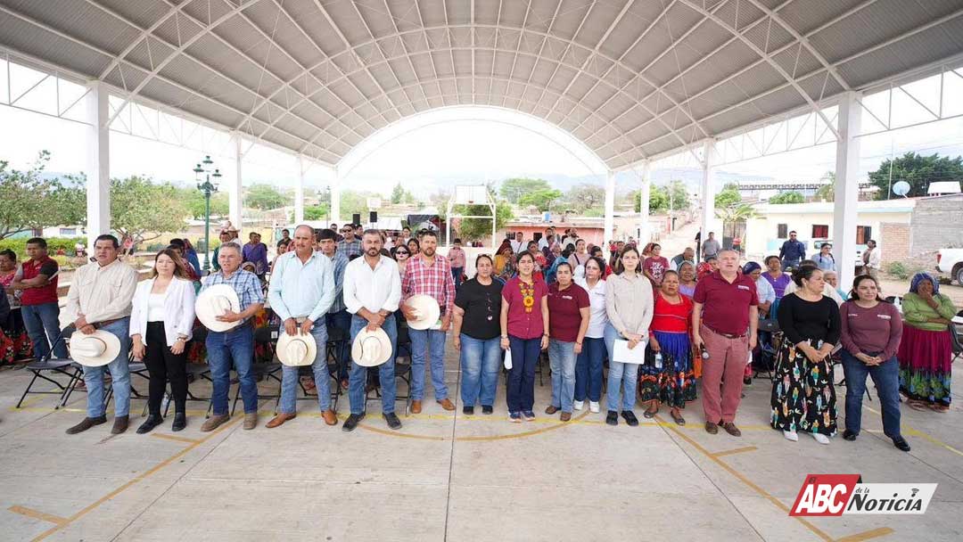 Elizabeth López Blanco realiza asambleas en defensa de la soberanía nacional en La Yesca y Amatlán de Cañas