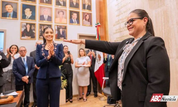 Geraldine Ponce solicita licencia; rinde protesta Blanca Simancas como presidenta municipal de Tepic