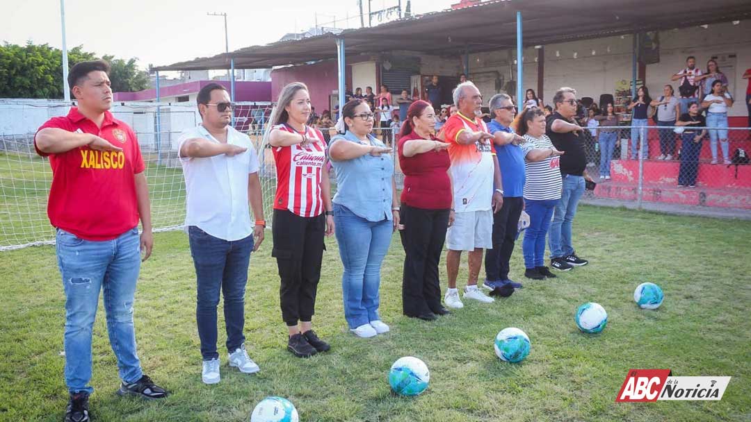 Inauguran el Torneo de Barrio 2026 en Xalisco; promueven deporte y convivencia familiar
