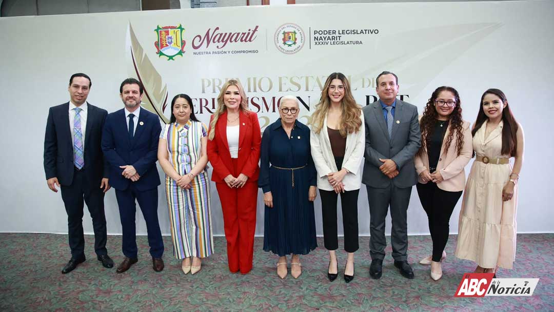 Nayarit reconoce a sus periodistas