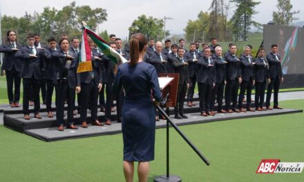 Claudia Sheinbaum abandera a la Selección Nacional de México que participará en la Copa Mundial de la FIFA 2026