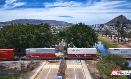 CON PRECAUCIÓN… En los años 60 hubo un proyecto para cambiar las vías férreas en Tepic