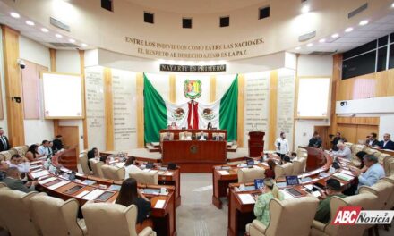 Evalúa Congreso resultados del Quinto Informe de Gobierno