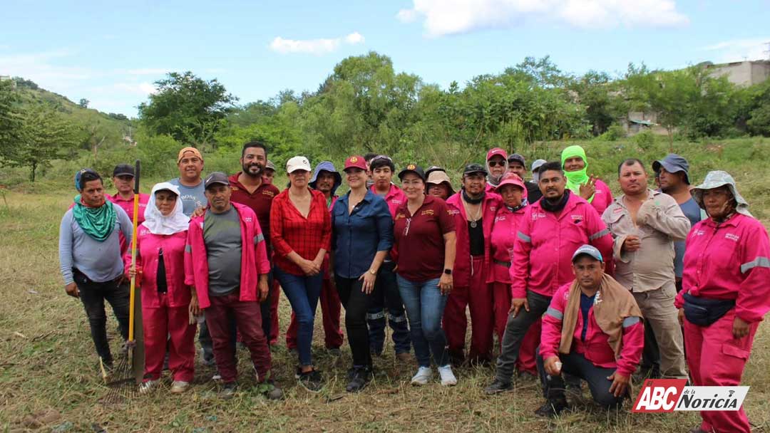 Gobierno de Tepic atiende solicitud de limpieza en la colonia El Faisán